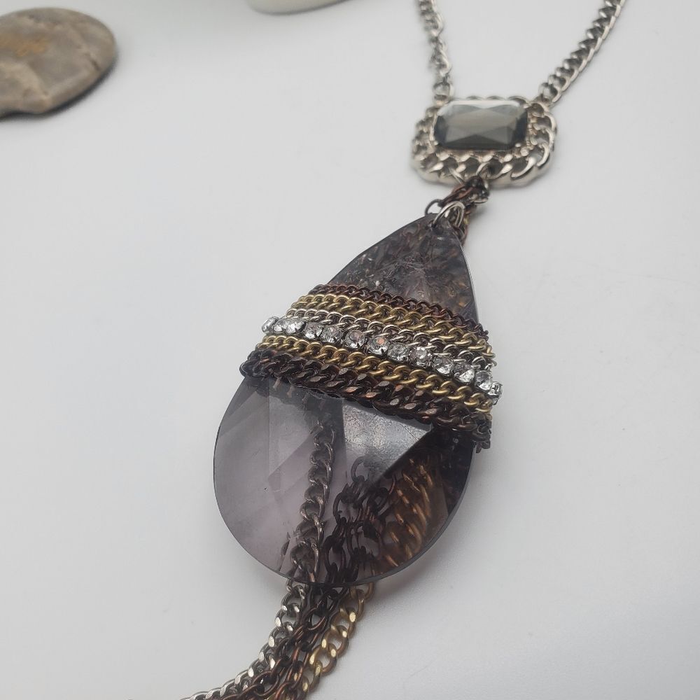 Peacock teardrop‎ amulet necklace stylish fashionable trending - Picture 2 of 2